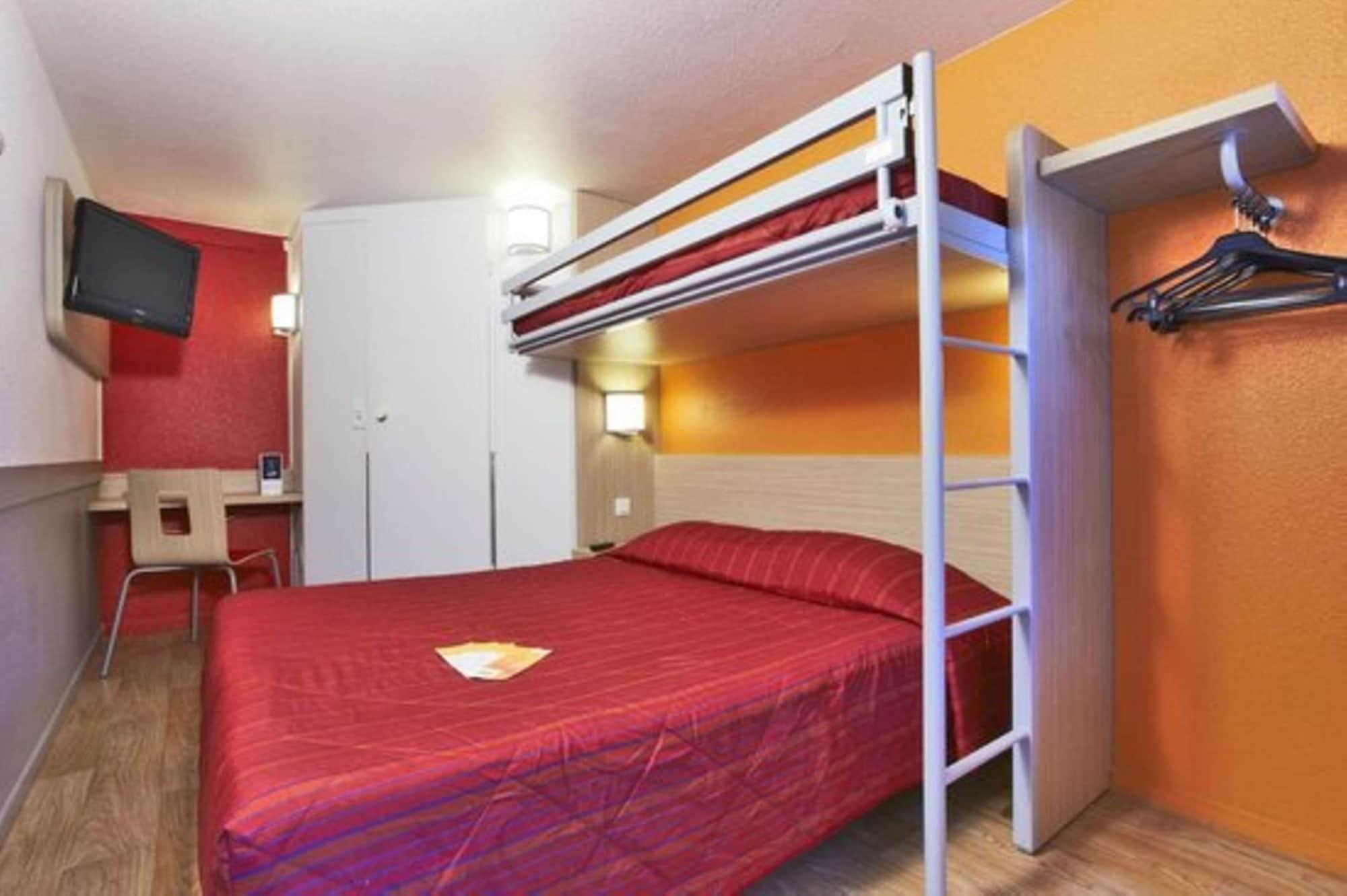 Classic Hotel - Fontenay-Trésigny Buitenkant foto