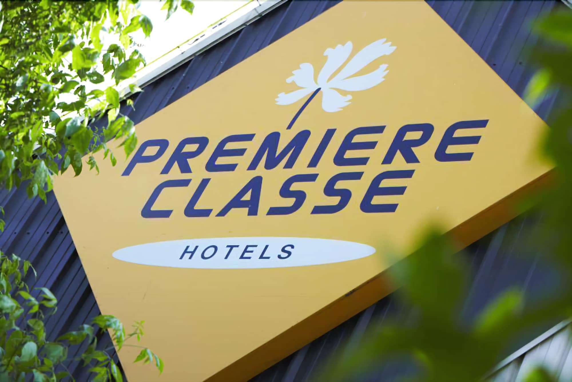 Classic Hotel - Fontenay-Trésigny Buitenkant foto